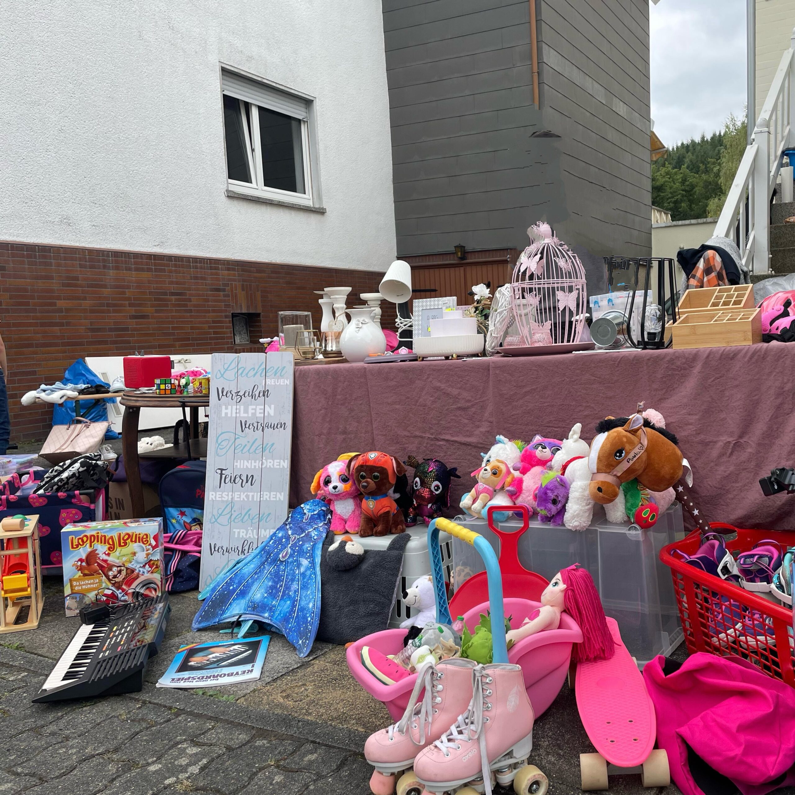 Ein Sonntag voller Begegnungen – der Höfe-Flohmarkt in Weidenhausen
